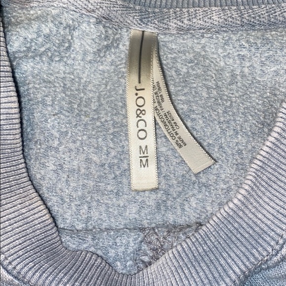 Thin Sweater - Picture 2 of 3